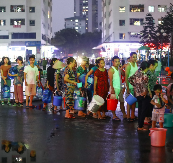 Nước sạch s&ocirc;ng Đuống đắt đỏ v&igrave; 'c&otilde;ng' l&atilde;i vay ngh&igrave;n tỉ?